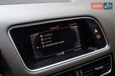 Внедорожник / Кроссовер Audi Q5 2011 в 