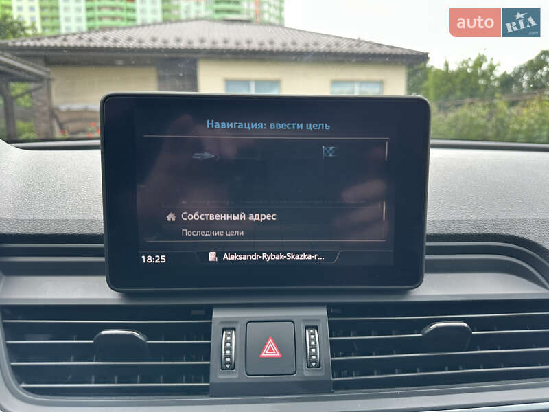 Внедорожник / Кроссовер Audi Q5 2017 в Киеве