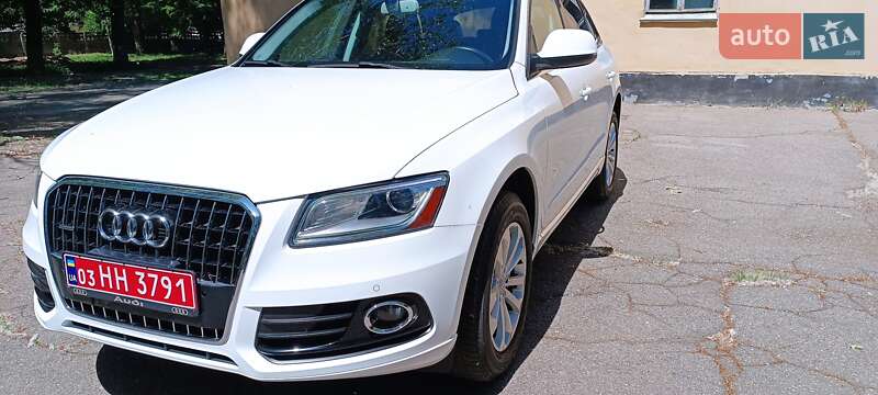 Внедорожник / Кроссовер Audi Q5 2013 в Желтых Водах