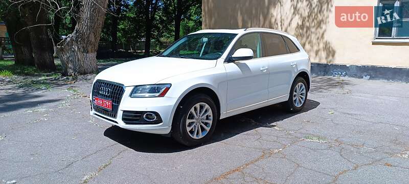 Внедорожник / Кроссовер Audi Q5 2013 в Желтых Водах