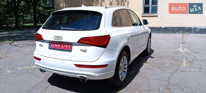 Внедорожник / Кроссовер Audi Q5 2013 в Желтых Водах
