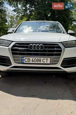 Внедорожник / Кроссовер Audi Q5 2019 в 