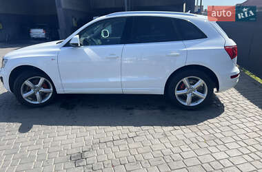 Внедорожник / Кроссовер Audi Q5 2009 в 