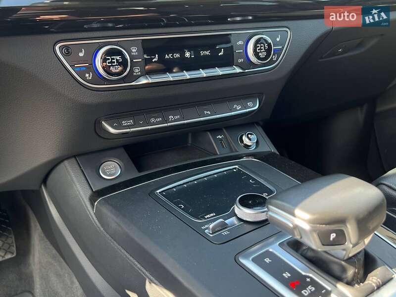Внедорожник / Кроссовер Audi Q5 2018 в Львове