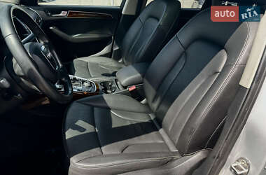 Внедорожник / Кроссовер Audi Q5 2012 в 