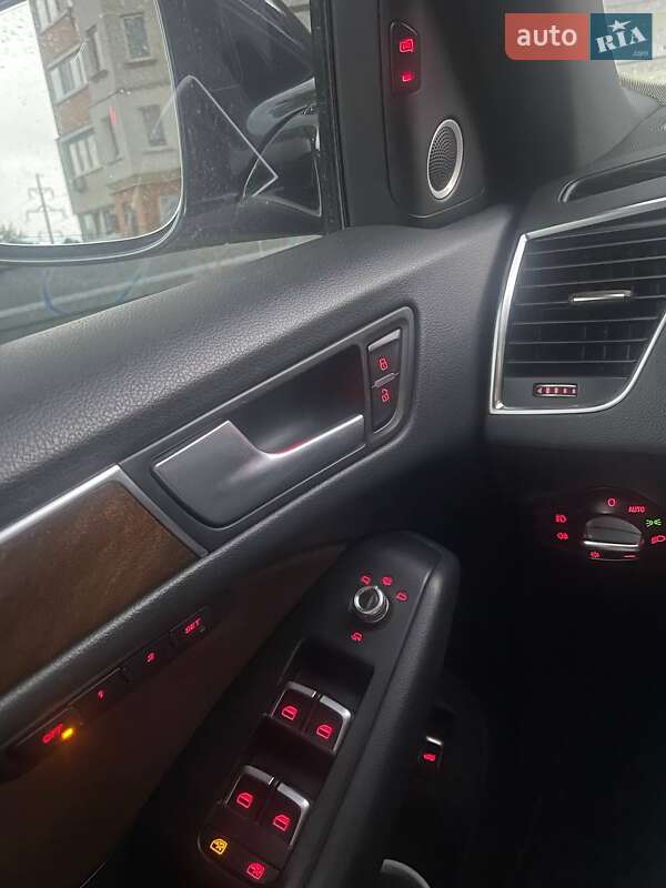 Внедорожник / Кроссовер Audi Q5 2015 в Чернигове