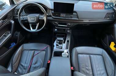 Внедорожник / Кроссовер Audi Q5 2022 в 