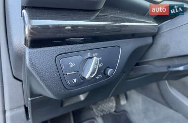 Внедорожник / Кроссовер Audi Q5 2018 в 