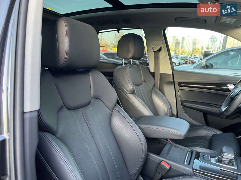 Внедорожник / Кроссовер Audi Q5 2018 в Киеве