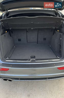 Внедорожник / Кроссовер Audi Q5 2011 в 