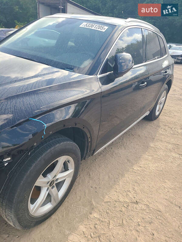 Внедорожник / Кроссовер Audi Q5 2023 в Киеве