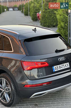 Внедорожник / Кроссовер Audi Q5 2018 в 
