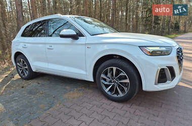 Внедорожник / Кроссовер Audi Q5 2022 в Киеве