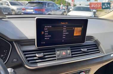 Внедорожник / Кроссовер Audi Q5 2018 в 