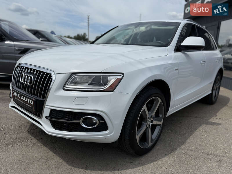 Внедорожник / Кроссовер Audi Q5 2015 в 
