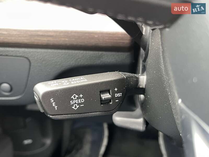 Внедорожник / Кроссовер Audi Q5 2023 в Киеве