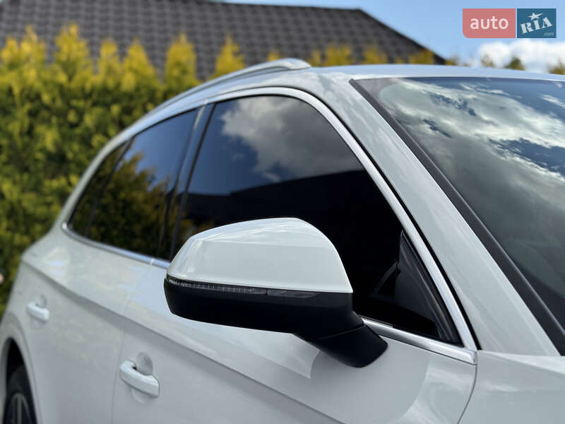 Внедорожник / Кроссовер Audi Q5 2022 в Стрые