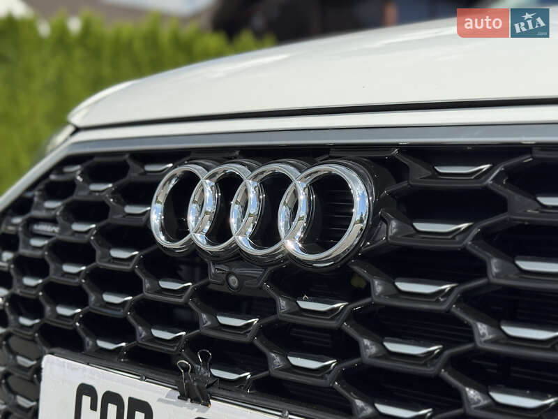 Внедорожник / Кроссовер Audi Q5 2022 в Стрые