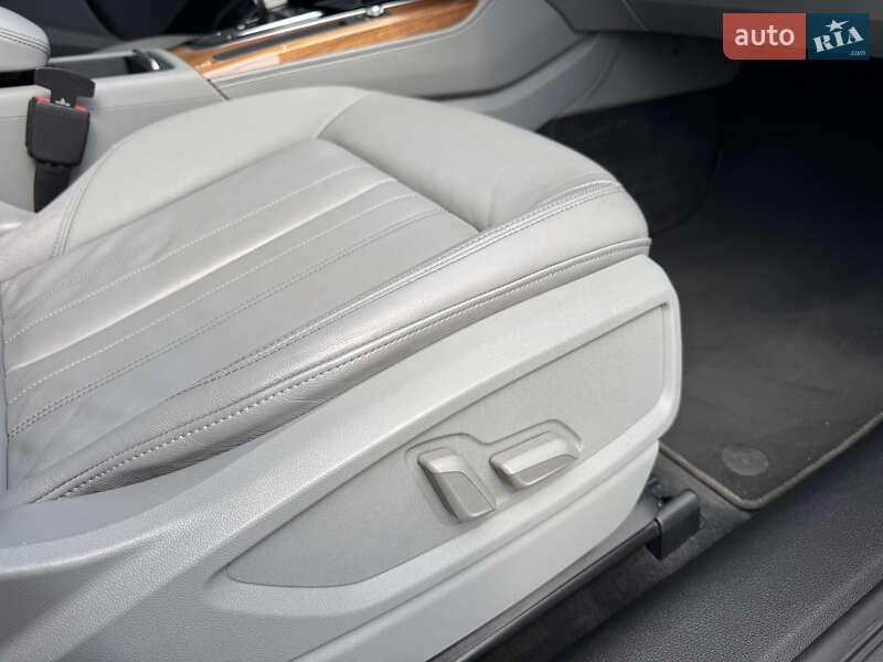 Внедорожник / Кроссовер Audi Q5 2022 в Стрые