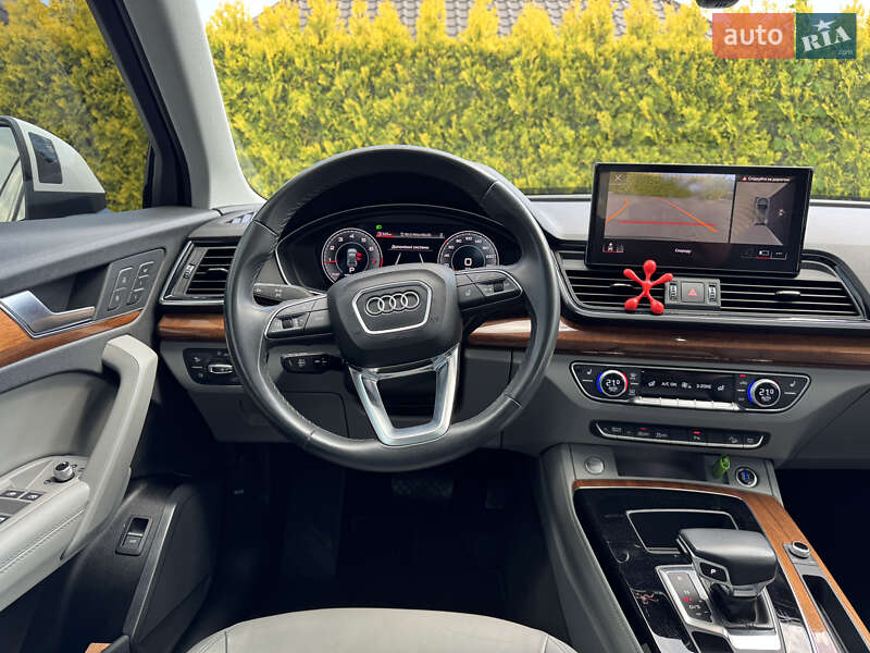 Внедорожник / Кроссовер Audi Q5 2022 в Стрые