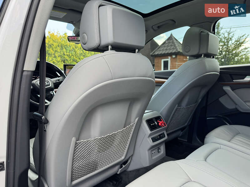 Внедорожник / Кроссовер Audi Q5 2022 в Стрые