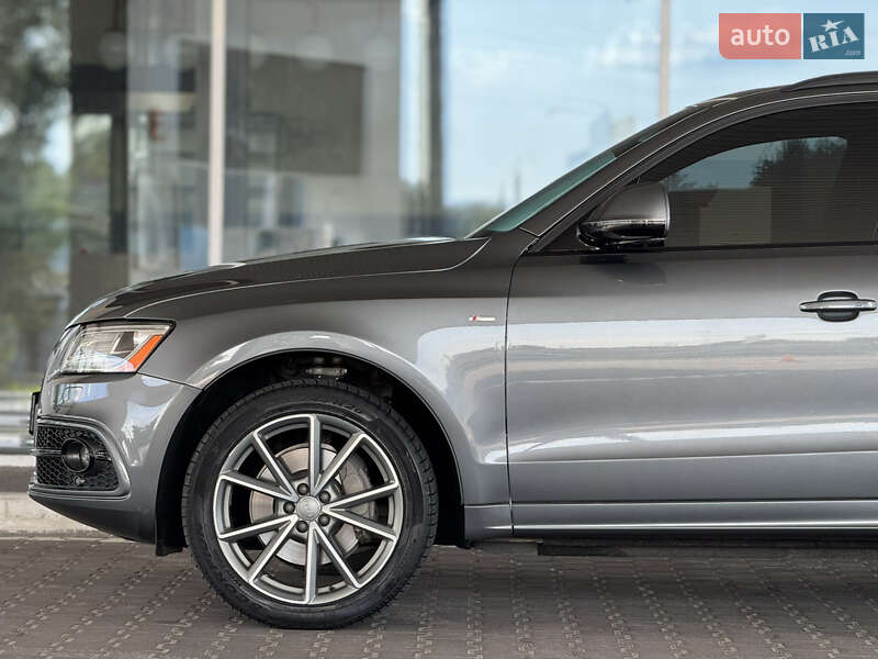 Внедорожник / Кроссовер Audi Q5 2015 в Киеве