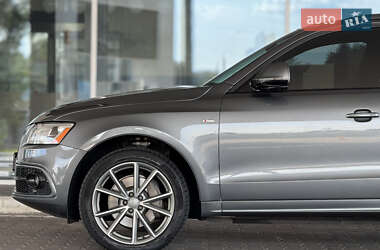 Внедорожник / Кроссовер Audi Q5 2015 в 