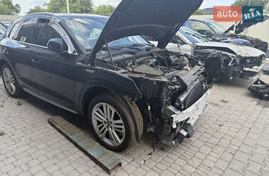 Внедорожник / Кроссовер Audi Q5 2018 в 
