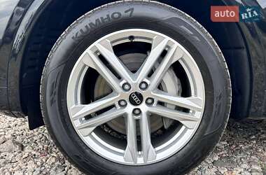 Внедорожник / Кроссовер Audi Q5 2023 в 