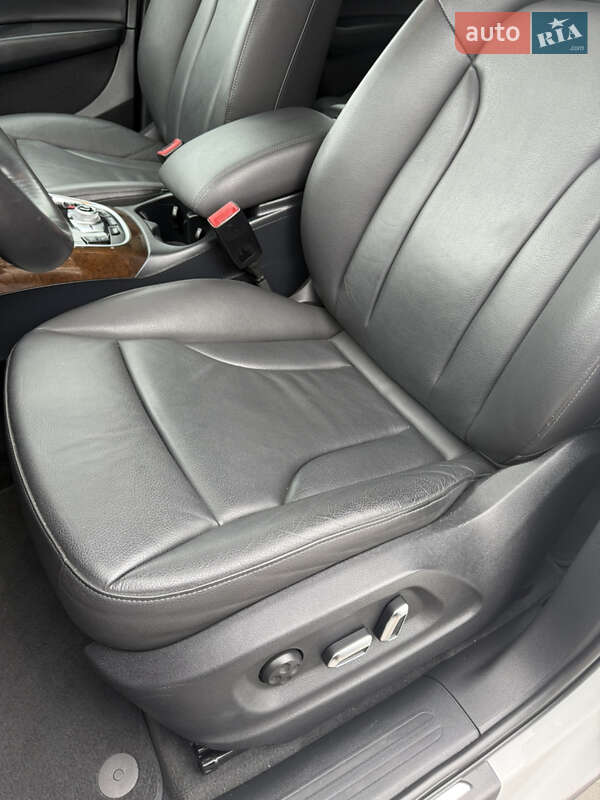 Внедорожник / Кроссовер Audi Q5 2013 в Ровно