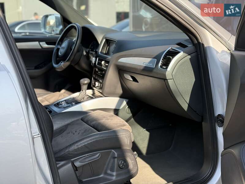 Внедорожник / Кроссовер Audi Q5 2014 в Львове