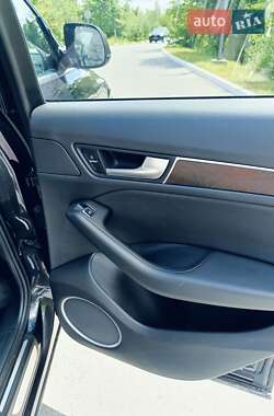 Внедорожник / Кроссовер Audi Q5 2015 в 