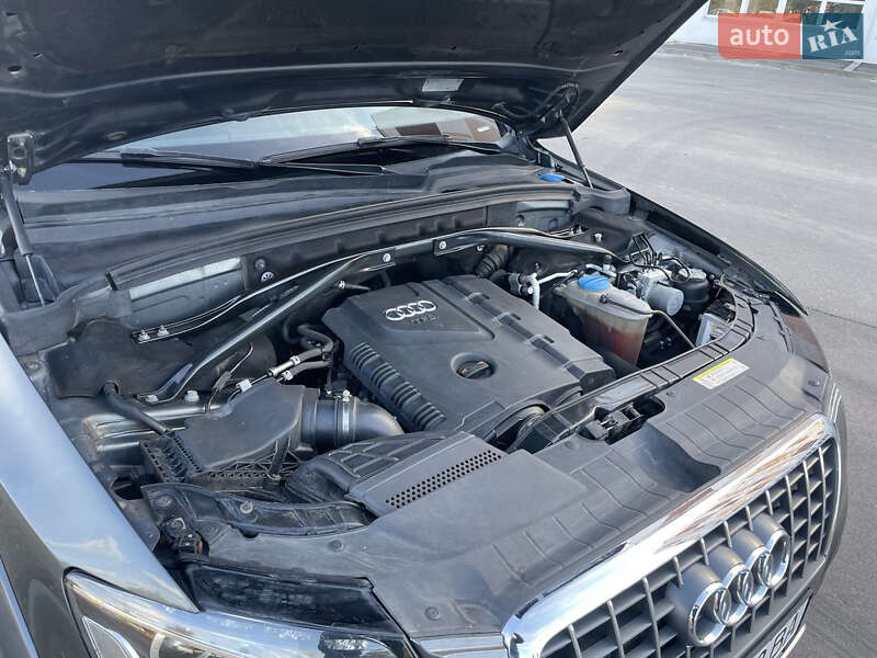 Позашляховик / Кросовер Audi Q5 2011 в Києві