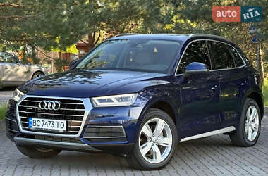 Внедорожник / Кроссовер Audi Q5 2017 в 