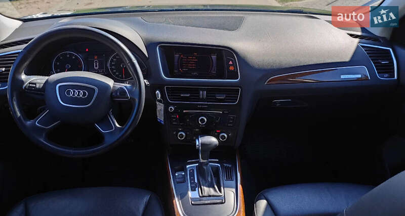 Внедорожник / Кроссовер Audi Q5 2015 в Ивано-Франковске