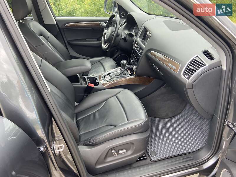 Внедорожник / Кроссовер Audi Q5 2015 в Киеве