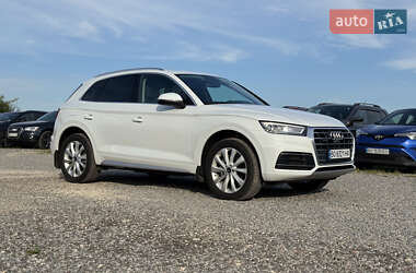 Внедорожник / Кроссовер Audi Q5 2018 в 