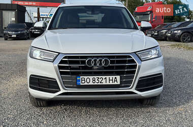 Внедорожник / Кроссовер Audi Q5 2018 в 