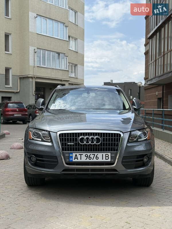 Внедорожник / Кроссовер Audi Q5 2011 в Ивано-Франковске