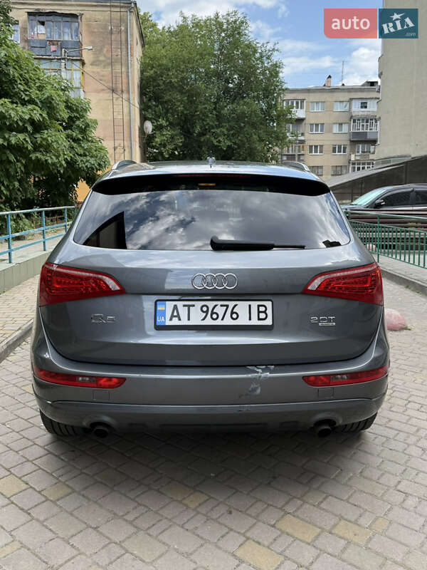Внедорожник / Кроссовер Audi Q5 2011 в Ивано-Франковске