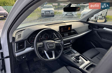 Внедорожник / Кроссовер Audi Q5 2018 в 