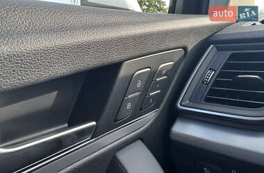 Внедорожник / Кроссовер Audi Q5 2018 в 