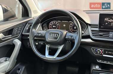 Внедорожник / Кроссовер Audi Q5 2018 в 