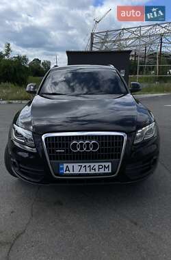 Внедорожник / Кроссовер Audi Q5 2011 в Чернигове