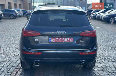Внедорожник / Кроссовер Audi Q5 2016 в 