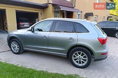 Внедорожник / Кроссовер Audi Q5 2010 в 