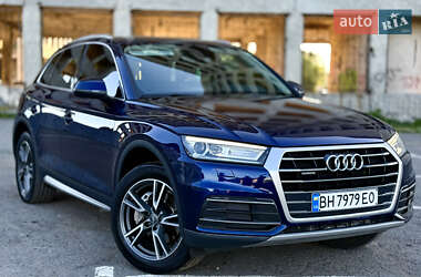 Внедорожник / Кроссовер Audi Q5 2017 в 