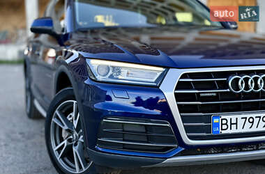 Внедорожник / Кроссовер Audi Q5 2017 в 