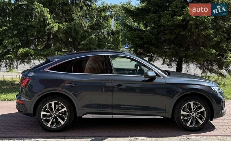 Внедорожник / Кроссовер Audi Q5 2022 в Черкассах