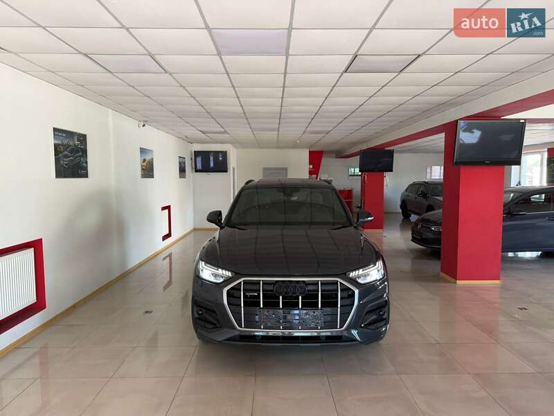 Внедорожник / Кроссовер Audi Q5 2022 в Черкассах